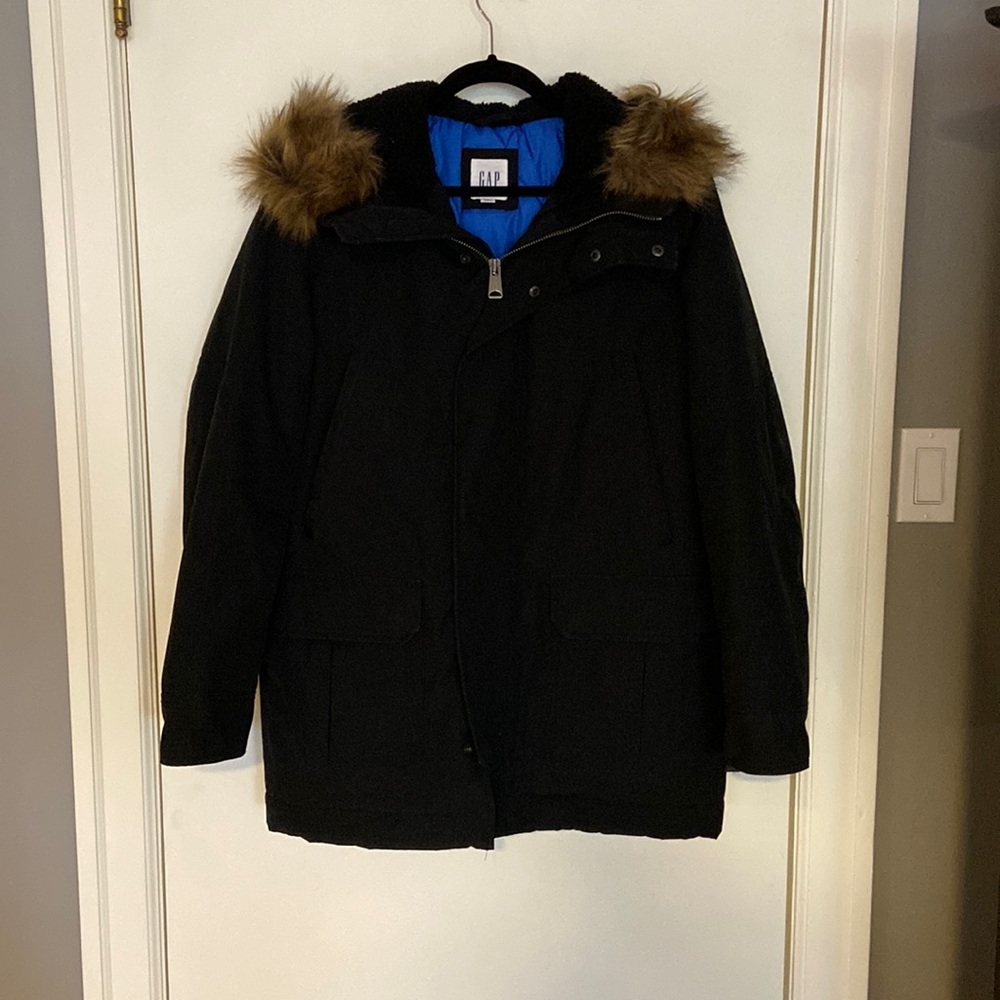 Mens small gap coat